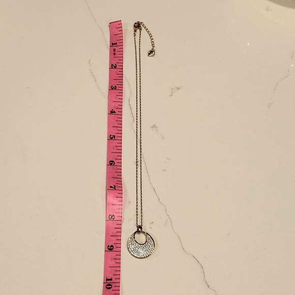 Beautiful 4 Necklace Bundle! - Picture 5 of 10